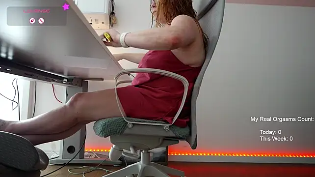 הופעת וובקאם של GingerAleMILF