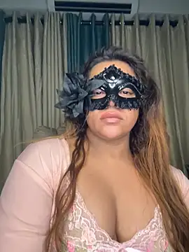 XXX chat uživo modela Zaralanson