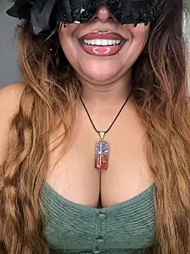 Zaralanson 라이브 XXX 채팅