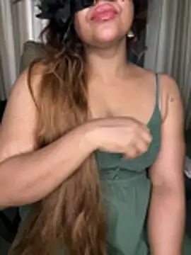 Zaralanson Adlı Modelin Canlı XXX Sohbeti