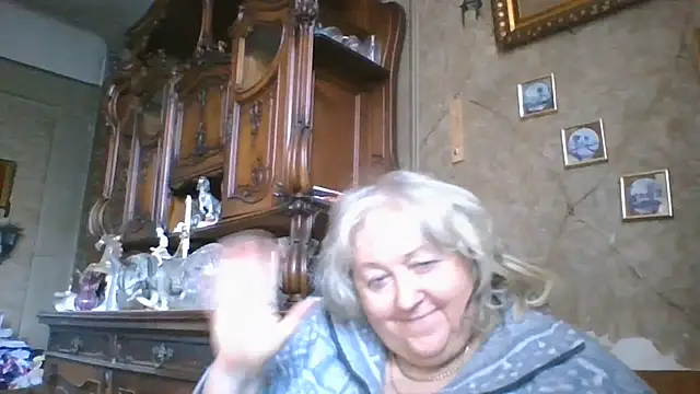 Lala-Love56's Live XXX Chat