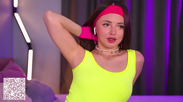 XXX chat uživo modela OliviaKis_