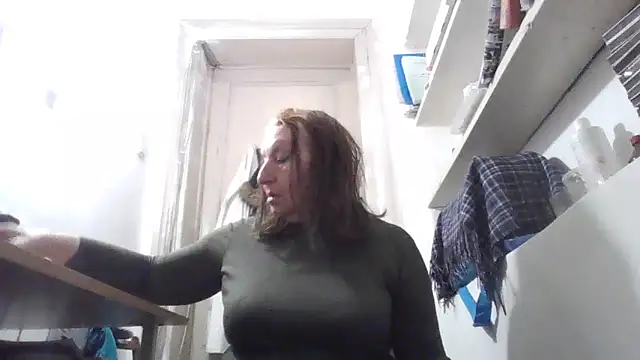 Sala de chat ao vivo de AnnaLive570