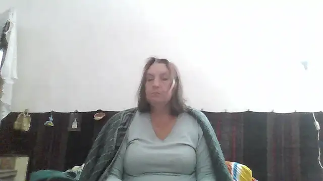 AnnaLive570's Webcam Show