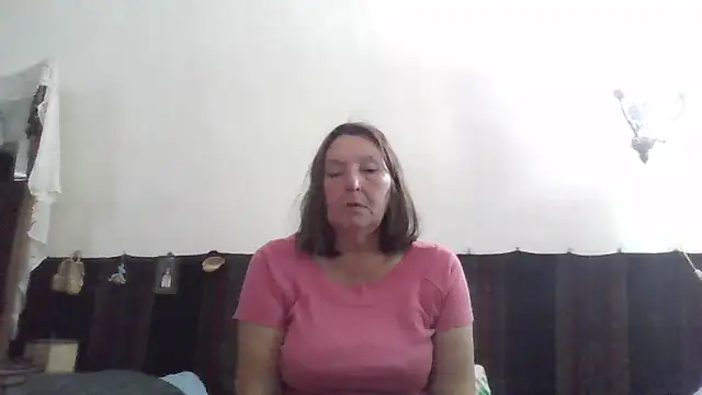 AnnaLive570's Webcam Show