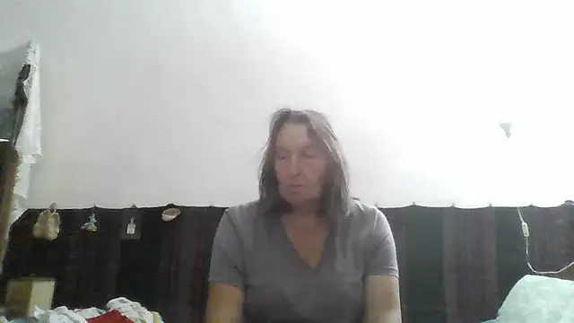 AnnaLive570 Show in webcam