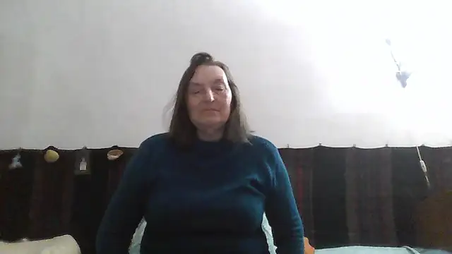 AnnaLive570's Webcam Show