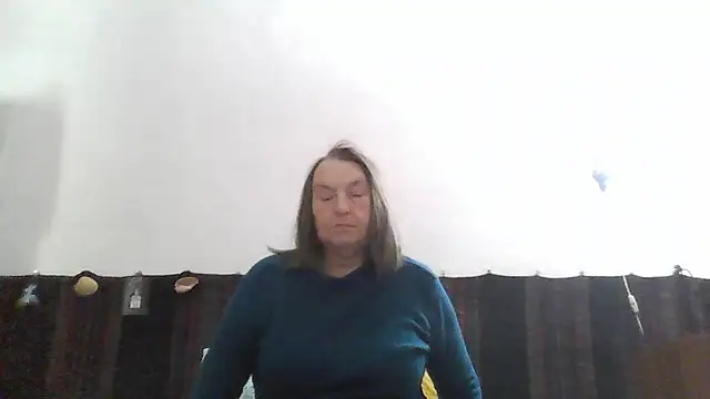 AnnaLive570's Webcam Show