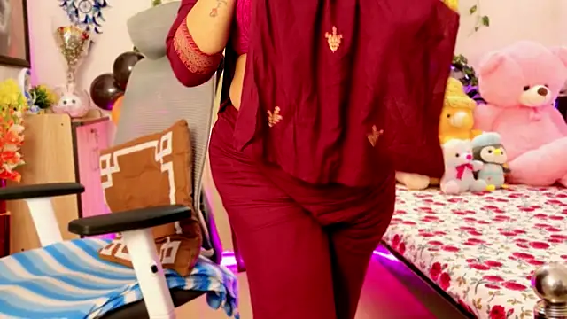 thyAnvi Live XXX-Chat