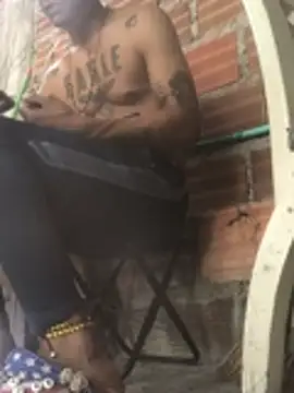 elpeluchenegroxxx3のウェブカメラショー