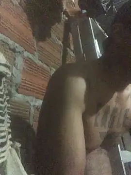 elpeluchenegroxxx3's Webcam Show