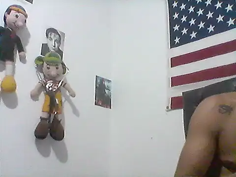 elpeluchenegroxxx3's Webcam Show