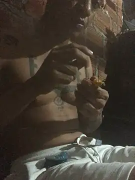 elpeluchenegroxxx3 Webcam Show