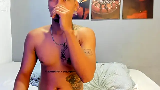 AndriVegas0718 Adlı Modelin Web Kamerası Şovu