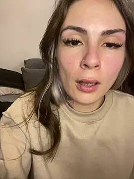 Pastoralrousy's Live XXX Chat