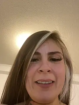 Pastoralrousy's Live XXX Chat
