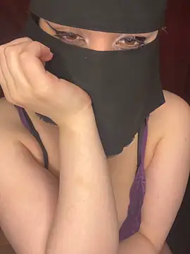 RooVaaN-Xx Webcamshow