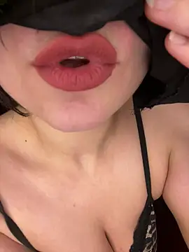 RooVaaN-Xx Webcam-Show