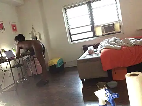 littyleesh1 Show Webcam