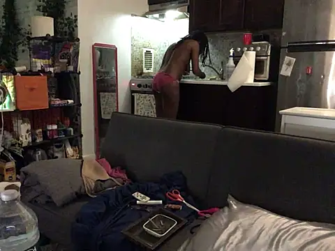 littyleesh1's Webcam Show
