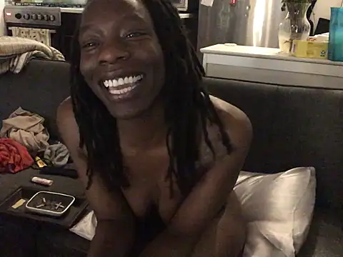 littyleesh1 Live chatroom