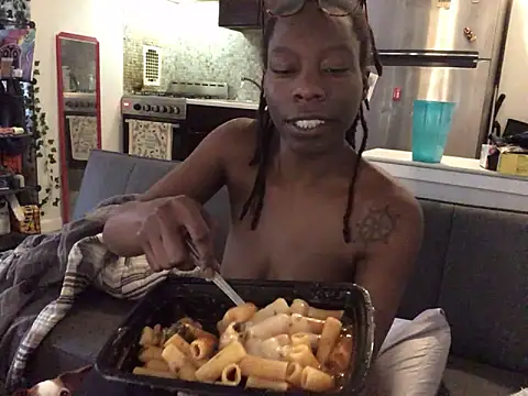 littyleesh1's Webcam Show