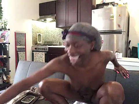 littyleesh1's Webcam Show