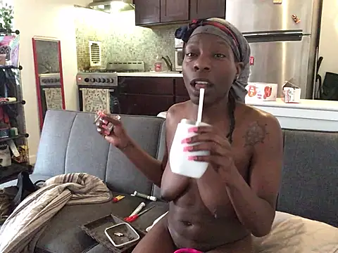 littyleesh1's Webcam Show