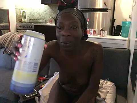 littyleesh1's Webcam Show