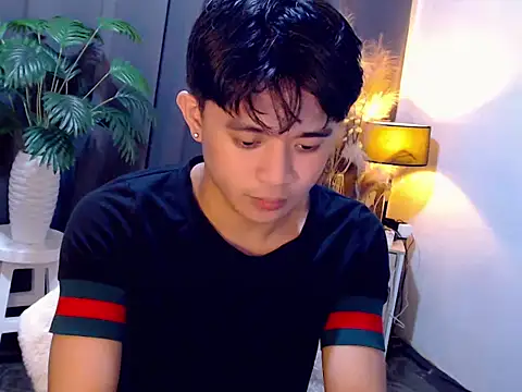 NautyBoyBrazeen_143 Pertunjukan Webcam