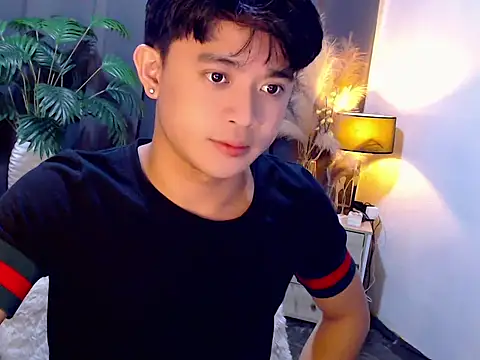 NautyBoyBrazeen_143 Show Webcam