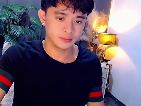 NautyBoyBrazeen_143 Webcamshow