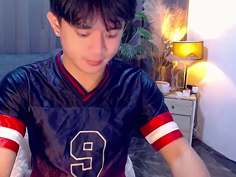 NautyBoyBrazeen_143 Webcam-Show