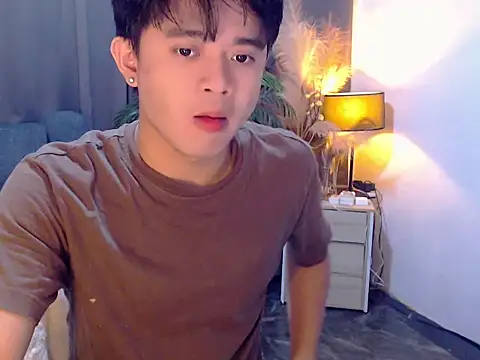 NautyBoyBrazeen_143 Pertunjukan Webcam