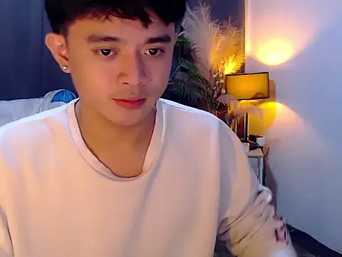 NautyBoyBrazeen_143 Pertunjukan Webcam