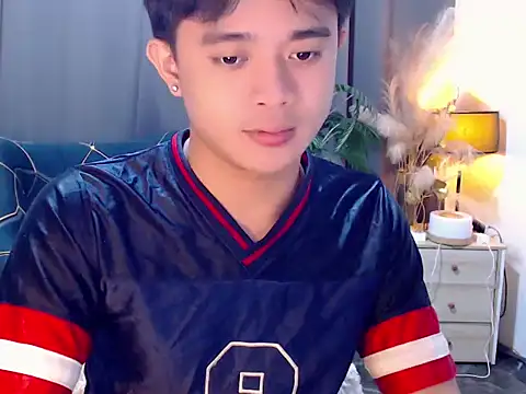 NautyBoyBrazeen_143 Pertunjukan Webcam
