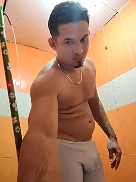 Danielok02 webkamerás műsora