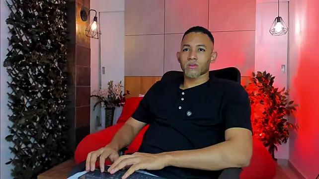 B_Wild webcam show