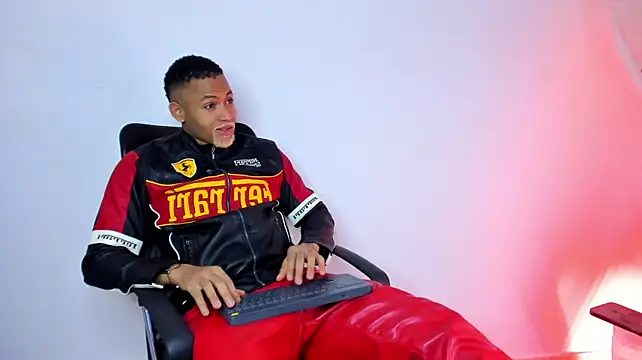 B_Wild 在線直播表演