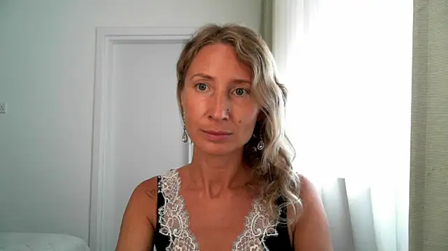 aurelline's Live XXX Chat