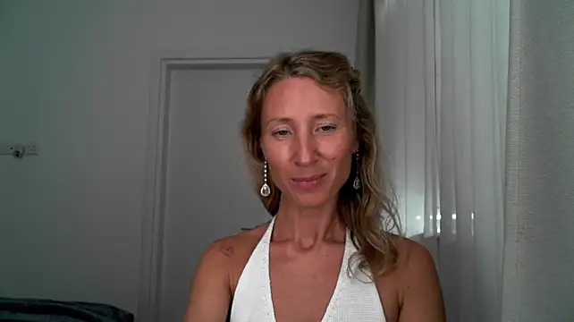 Chat +18 de aurelline ao vivo