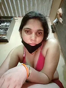 Chat XXX en directo de Gunjanhot