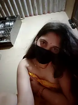 Gunjanhot Adlı Modelin Canlı XXX Sohbeti