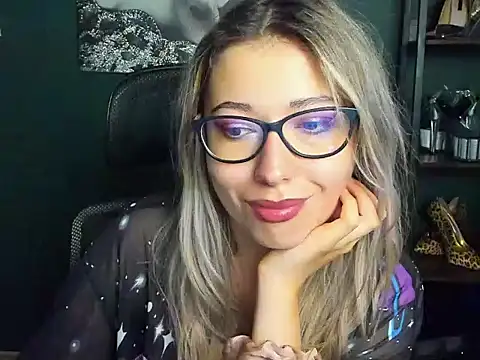 Chat +18 de loveHeidi ao vivo