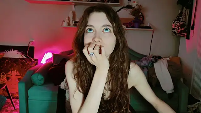 Yoka_paradoXXX Adlı Modelin Canlı XXX Sohbeti