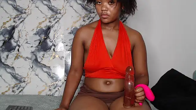 AshleyT255 Show in webcam