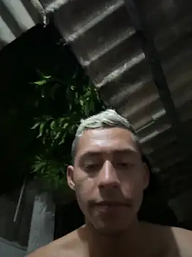 Boy_hot- Pertunjukan Webcam