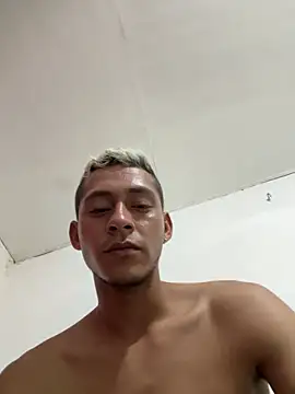 Boy_hot- 在線直播表演