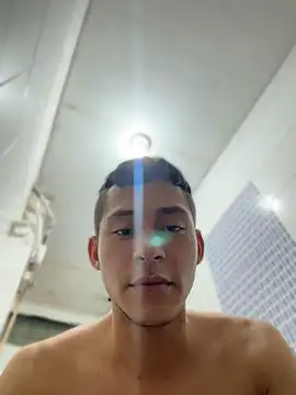 Boy_hot- Show Webcam