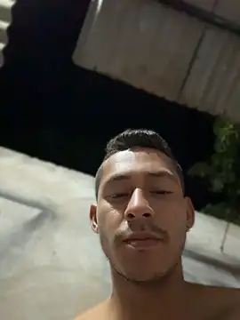 Boy_hot-n Webbikameraesitys